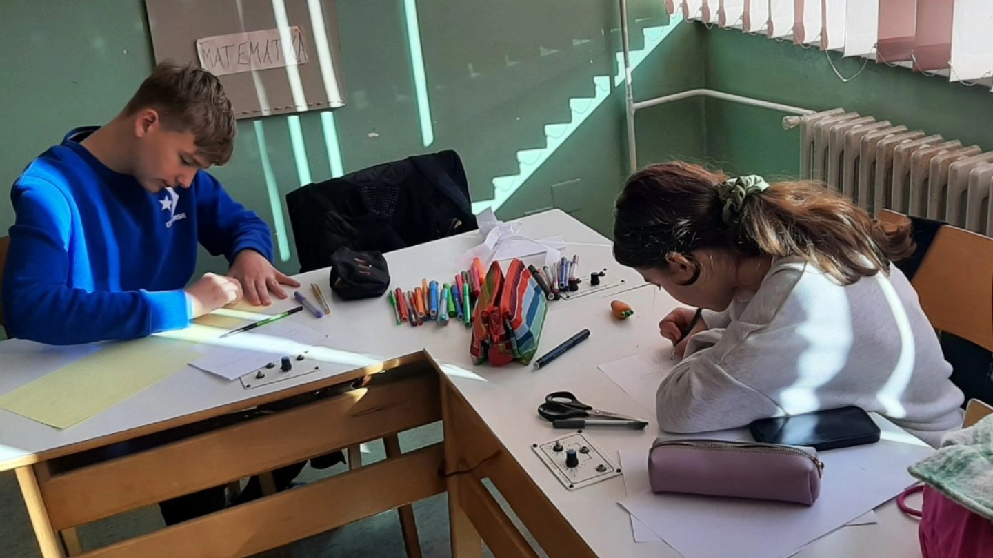 571145575_1394833022643658_652562185949215930_n