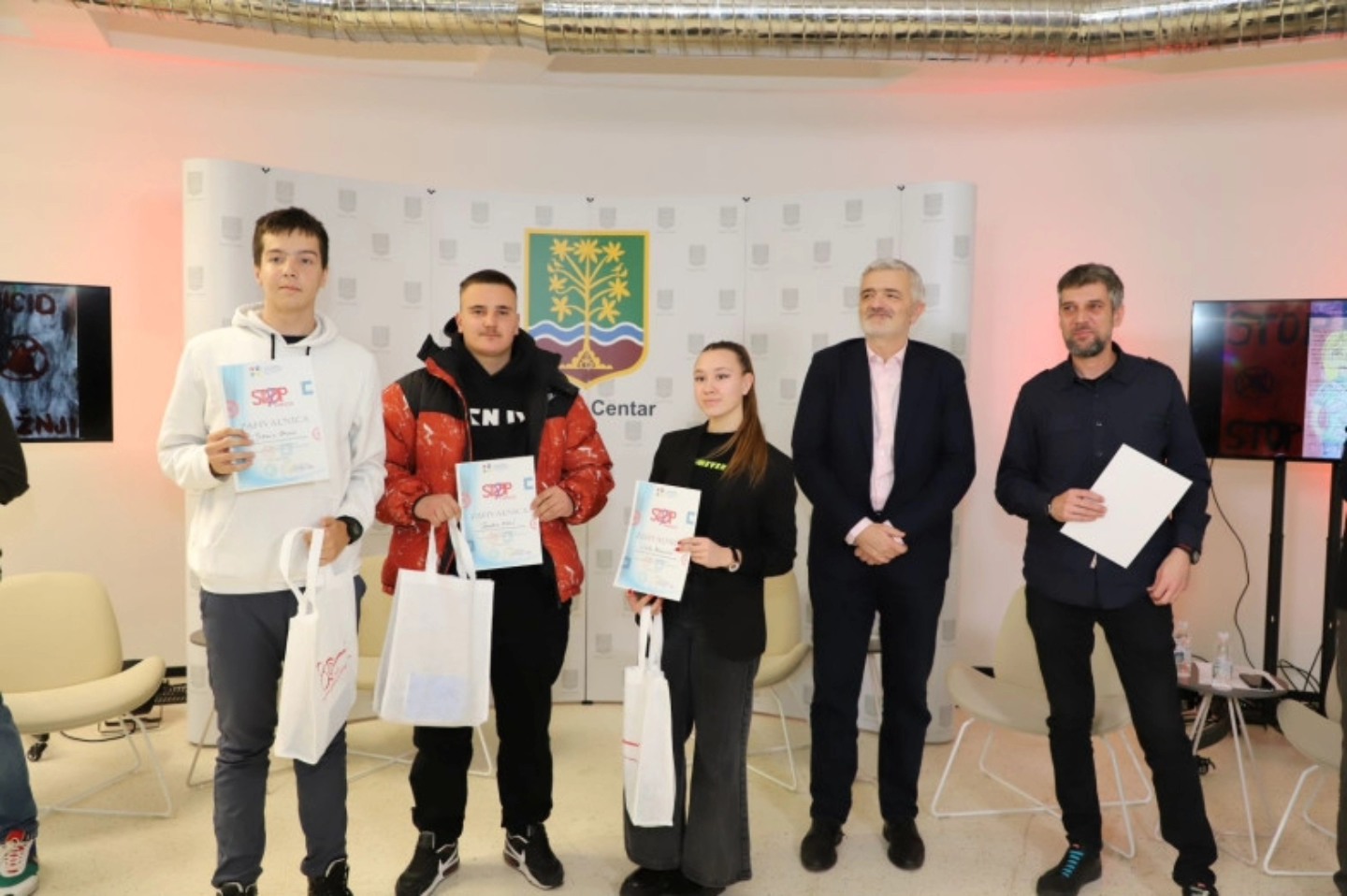 594015530_1426562262804067_176692046686836415_n