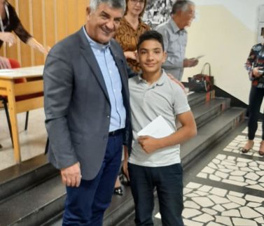 Donacija-za-učenike-Romske-populacije.jpg1_