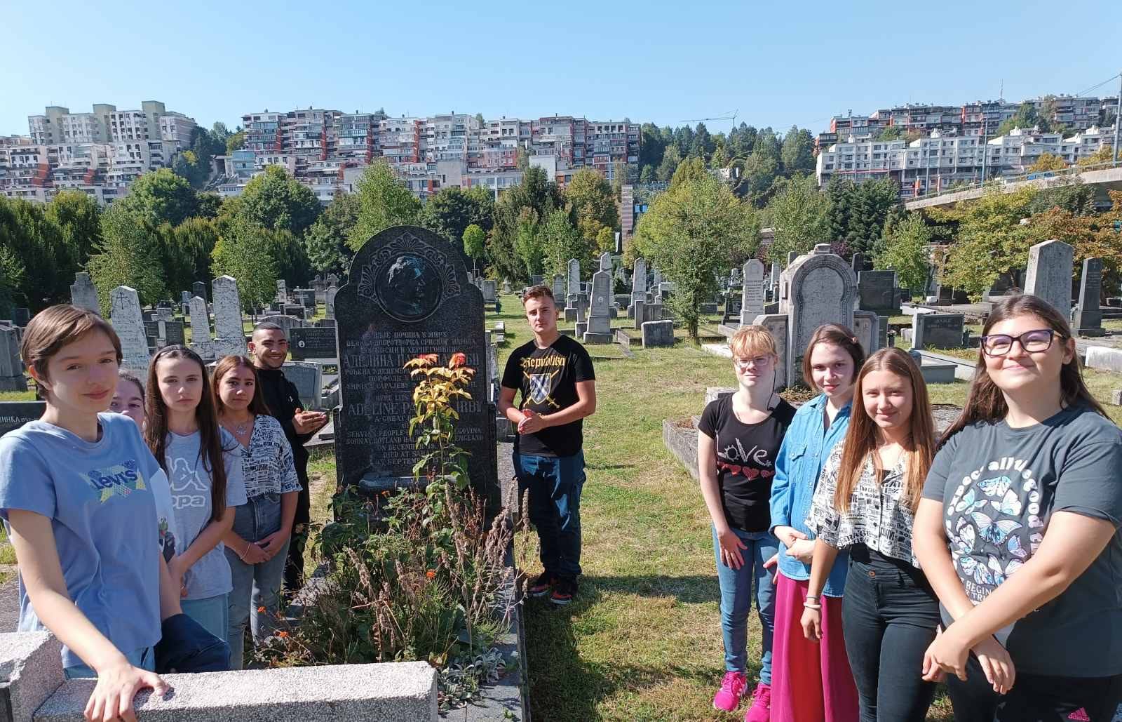 385363576_806053904854909_1458884251498876239_n