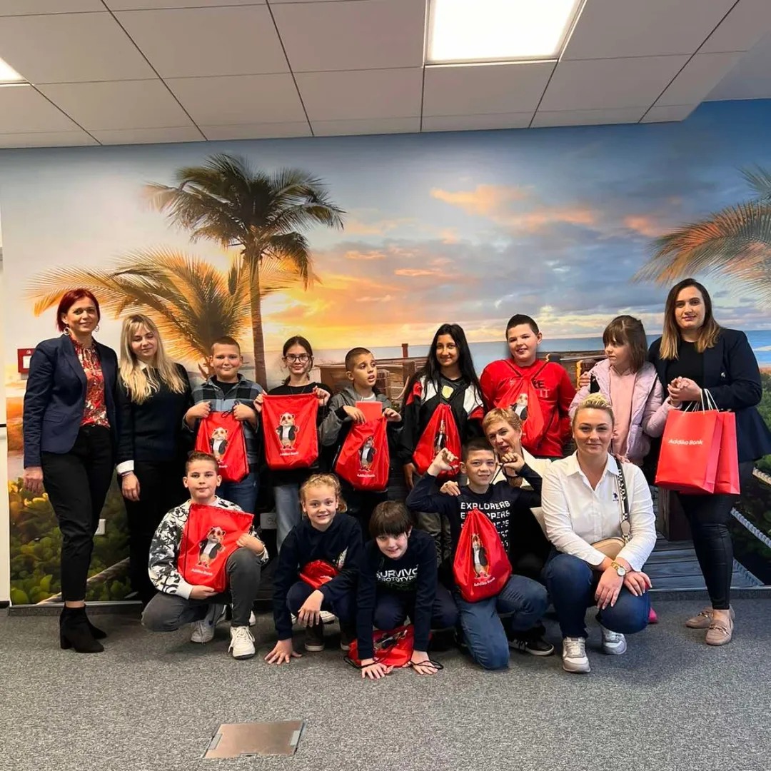 398233987_827158579411108_3361442957067694091_n