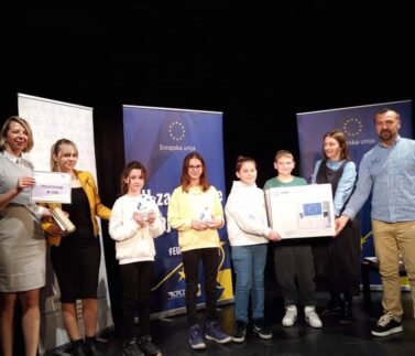 425912257_893465366113762_3957750925975132645_n