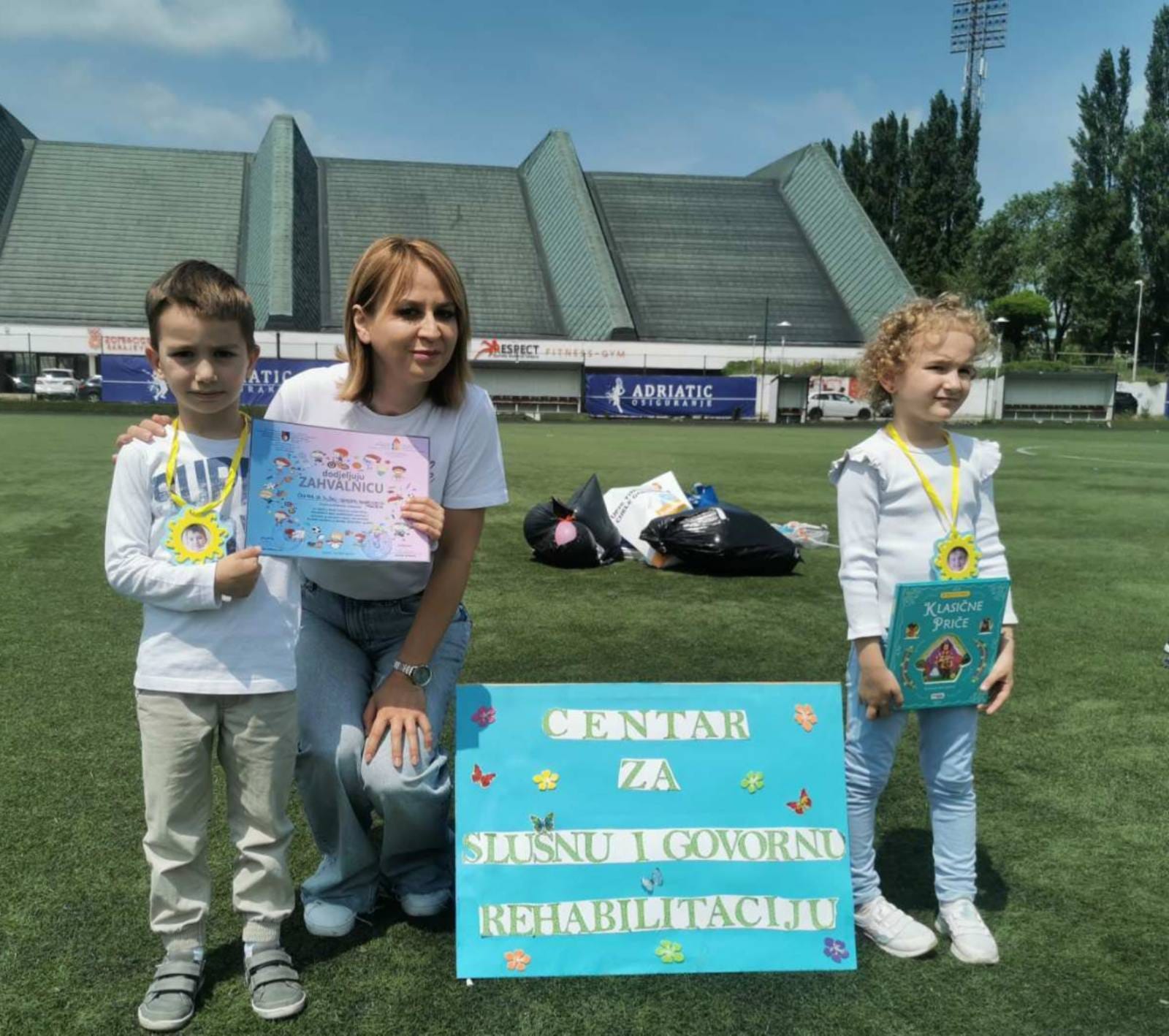 445351087_971200535006911_3863567729190993437_n