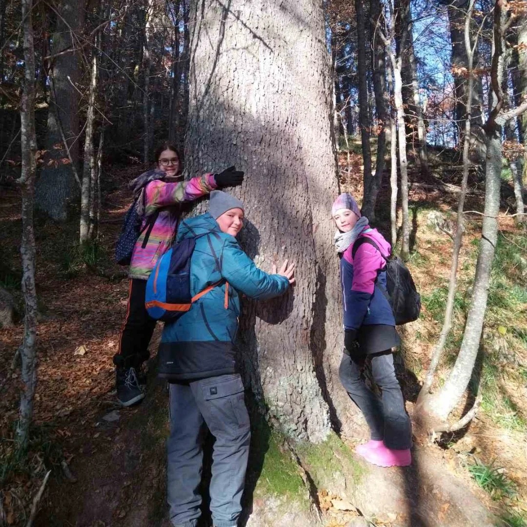 467280909_1098984355561861_3580765579848043051_n